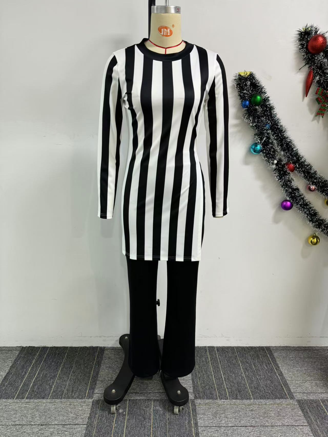 Women stripe printed long-sleeved top and pants two-piece set 19