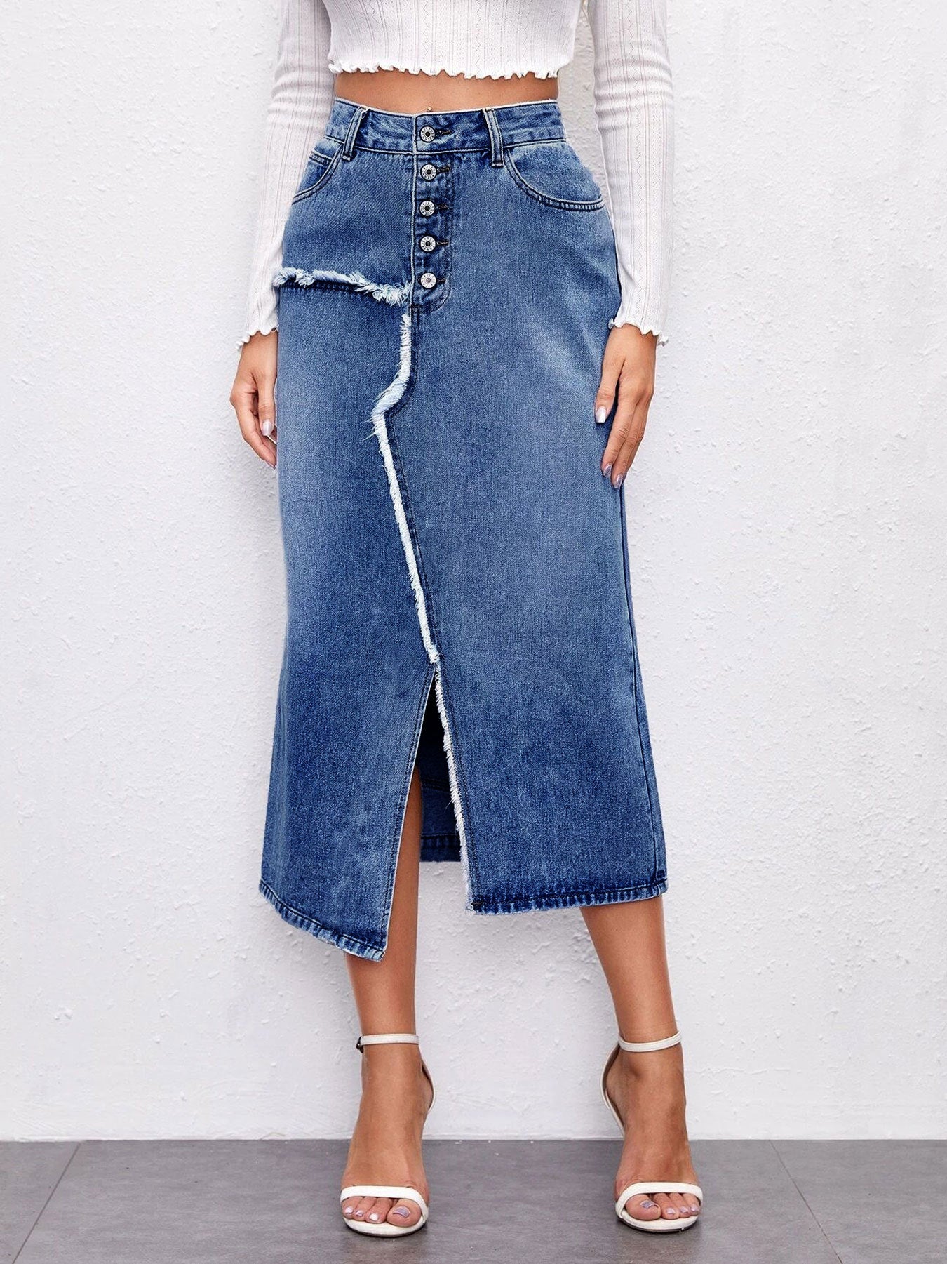 Women's Fashionable Slim Irregular Slit Denim Shorts 4