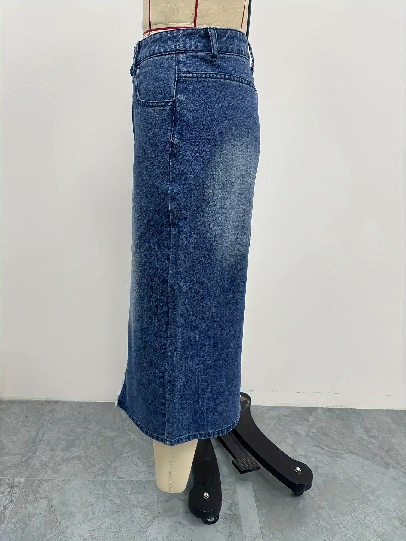 Women's Fashionable Slim Irregular Slit Denim Shorts 15