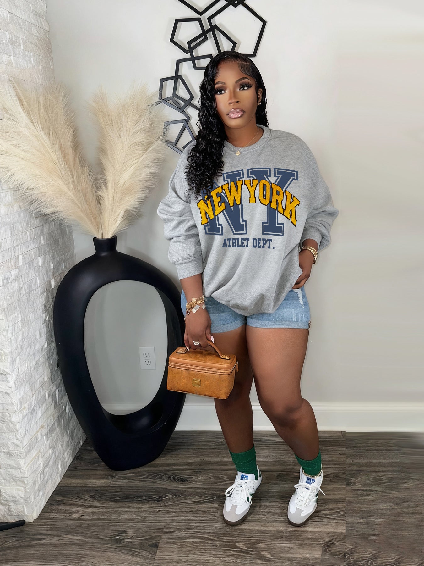 Women's Autumn Winter Fashion Long Sleeve Round Neck Casual Letter Print Top 3