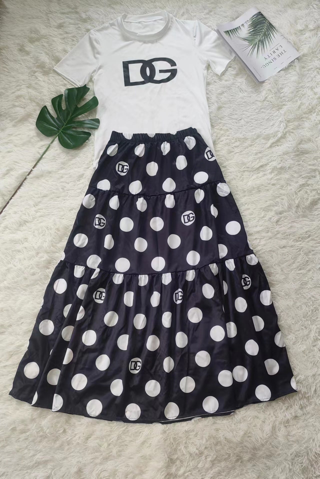 Women's Fashion Sexy Short Sleeve T-shirt Elegant Chic Print Flared Skirt Two-Piece Set 8