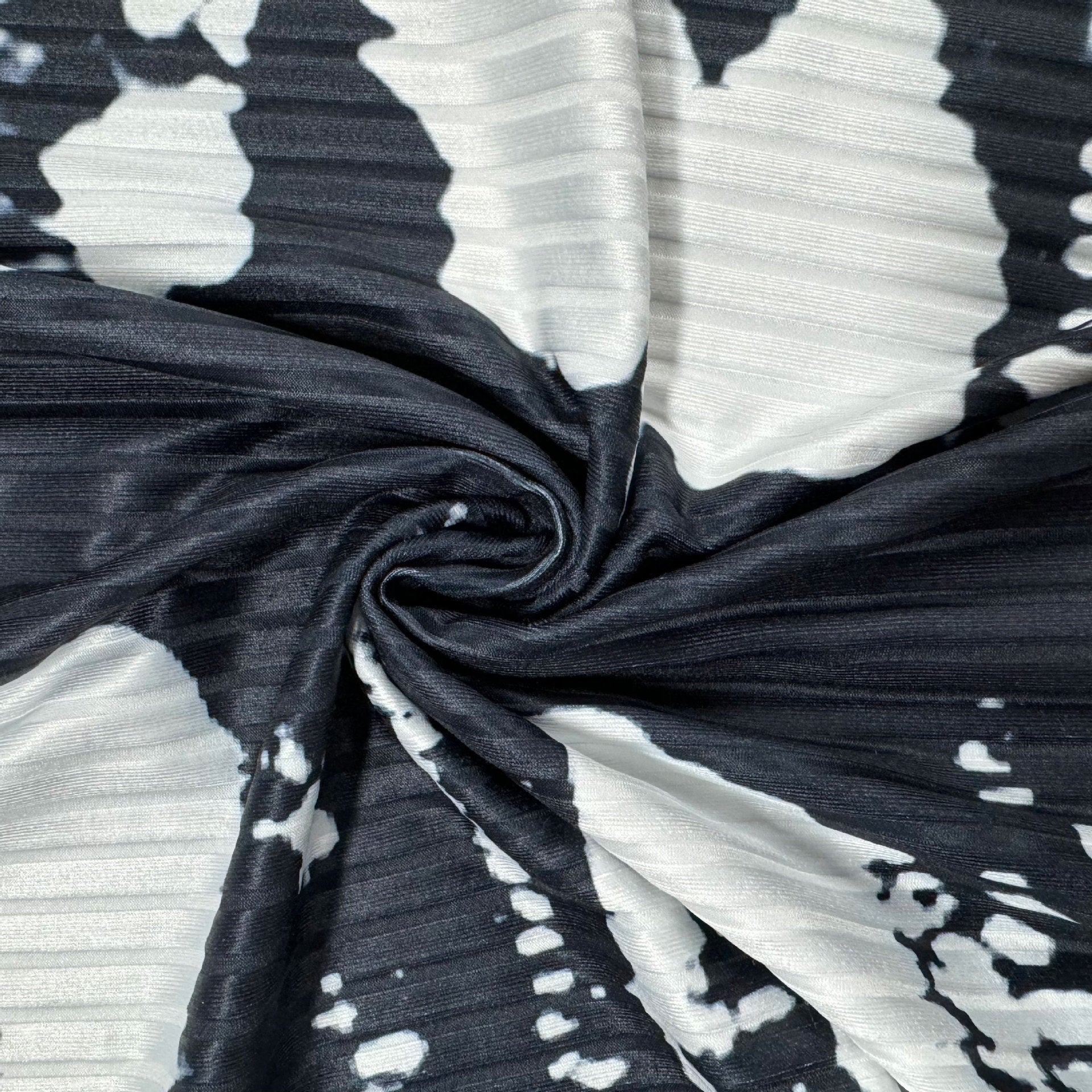 Sexy Printed Back Slit Tight Fitting Bodycon Dress 17