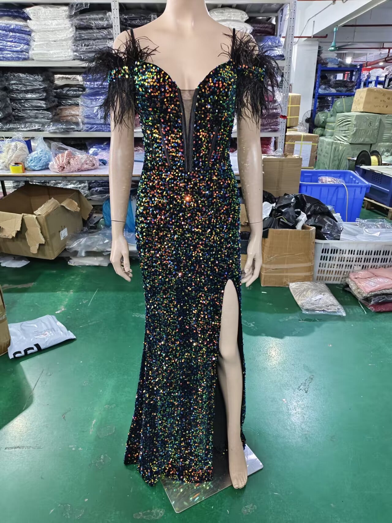 Women Herringbone ostrich velvet sequined mermaid evening dress 32