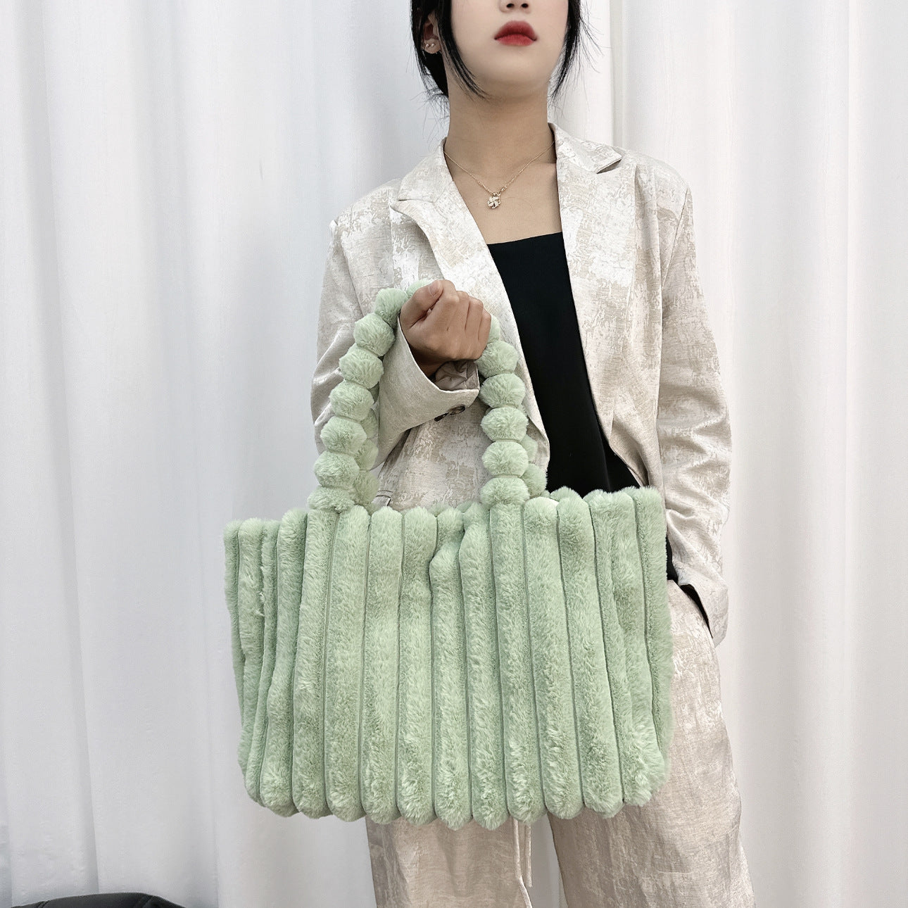 Women Shoulder Furry Tote Bag 11