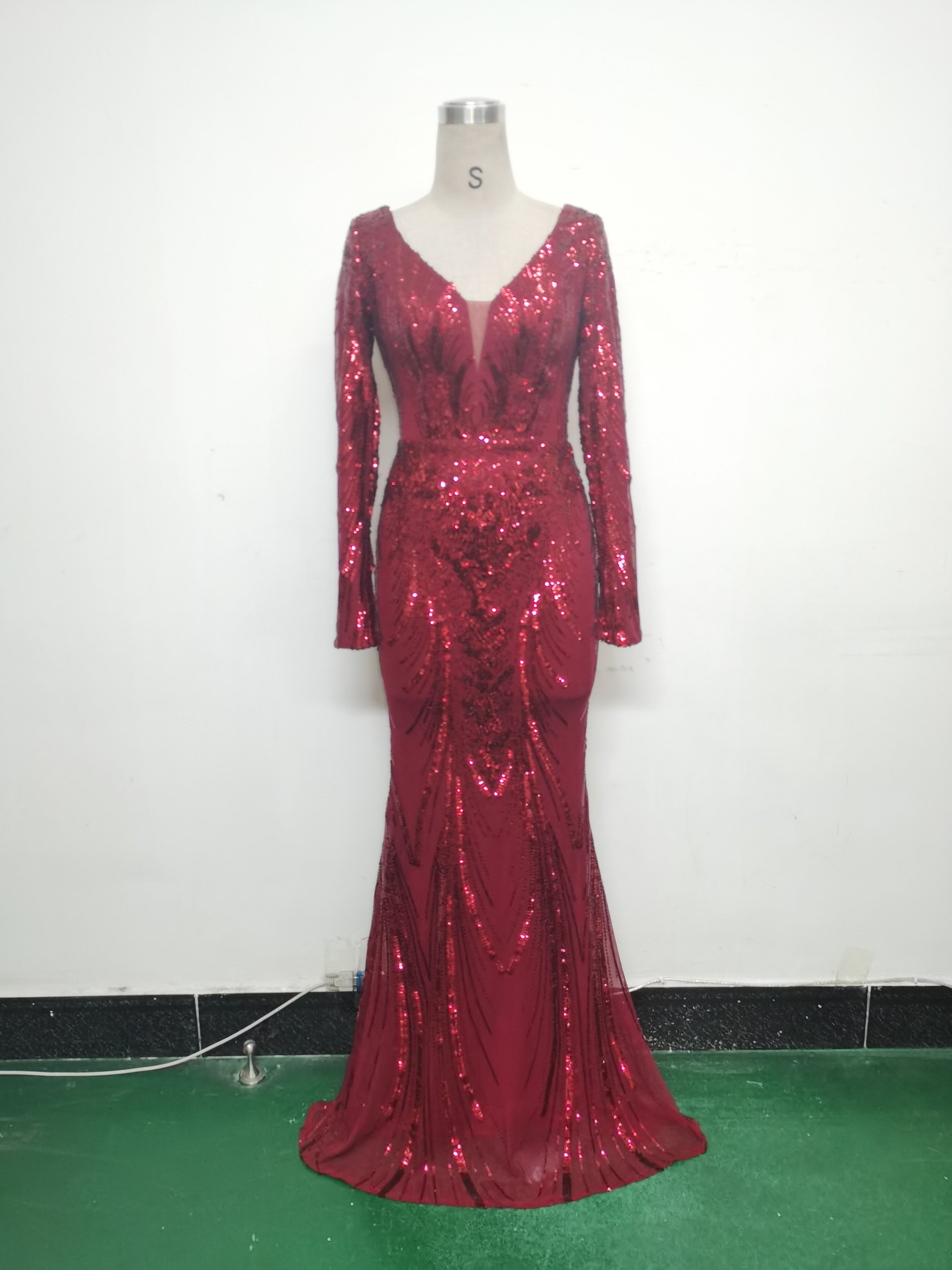 Women Positioning Flower Beaded Long Sleeve Evening Dress 24