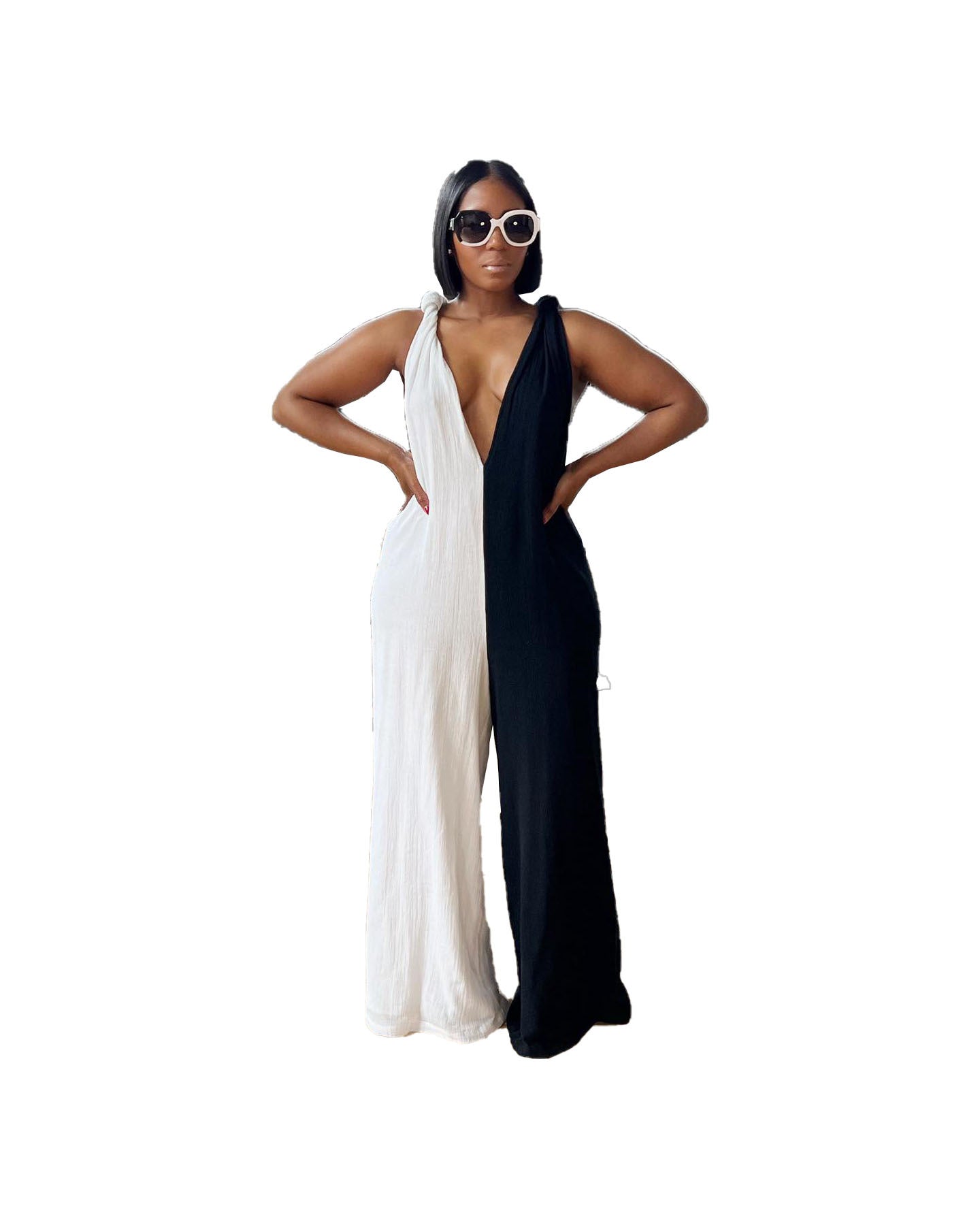 Women's Black And White Contrast V-Neck Straps Wide Leg Jumpsuit 5