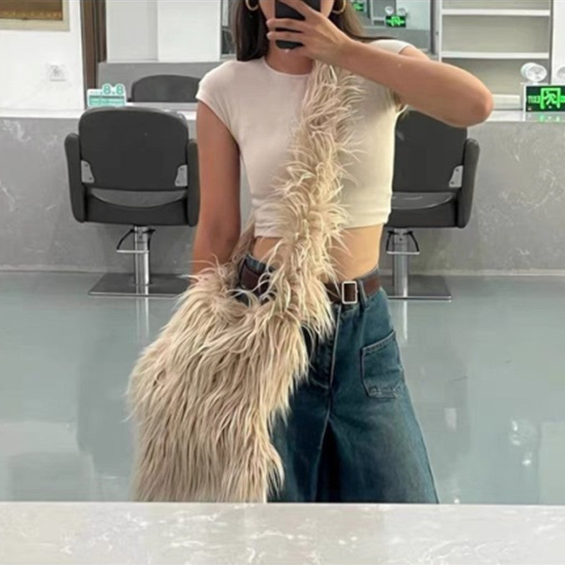 Fashion Girl Furry Messenger Bag 41