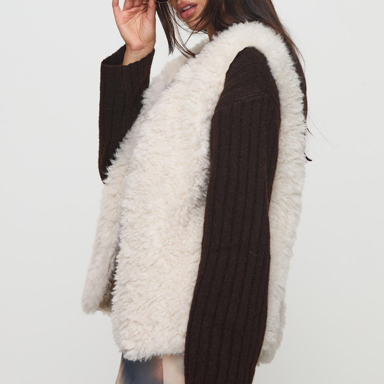 Elegant Women's Faux Fur Coat Autumn Winter Solid Color Fleece Sleeveless Vest 4