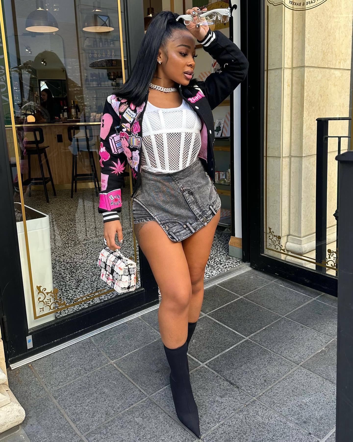 Women's Low Rise Patchwork Slim Fit Stretch Irregular Denim Shorts 3