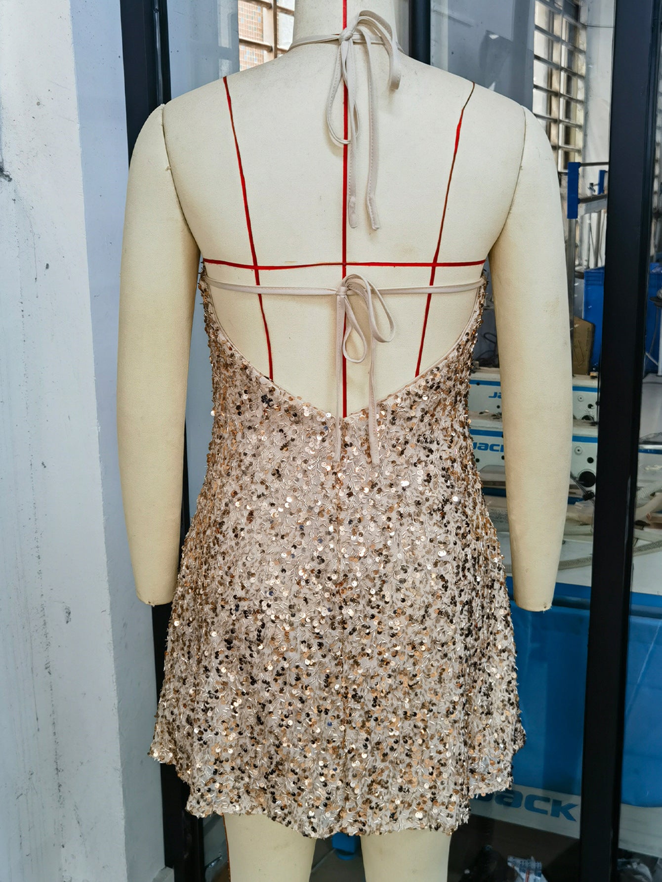 Women sexy Backless sequin dress 5