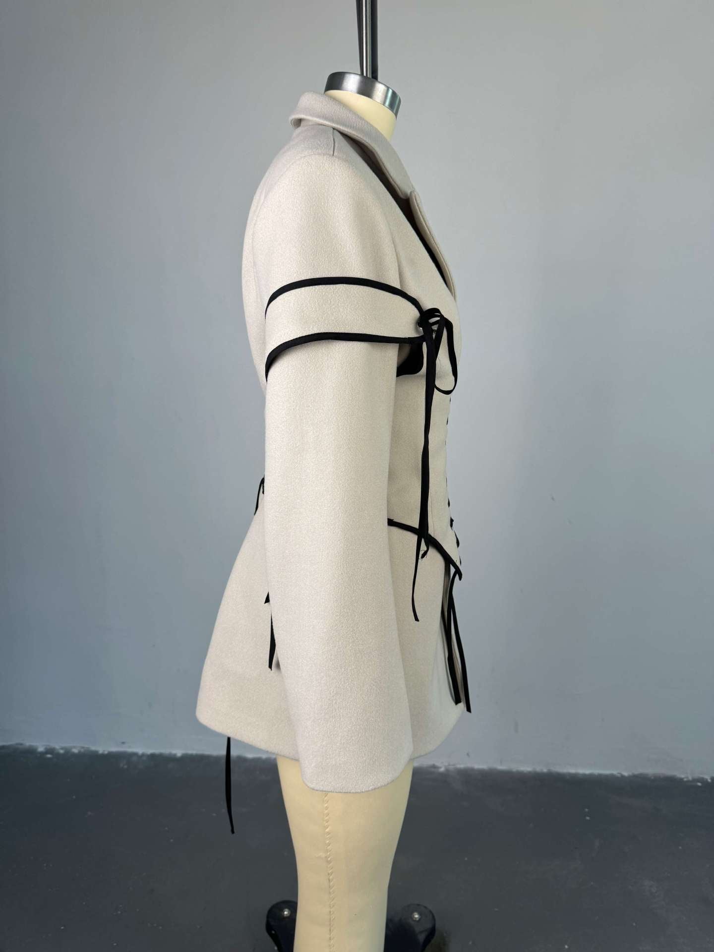 Women Fashion Turndown Collar Long Sleeve Bandage Waist Blazer Set 6