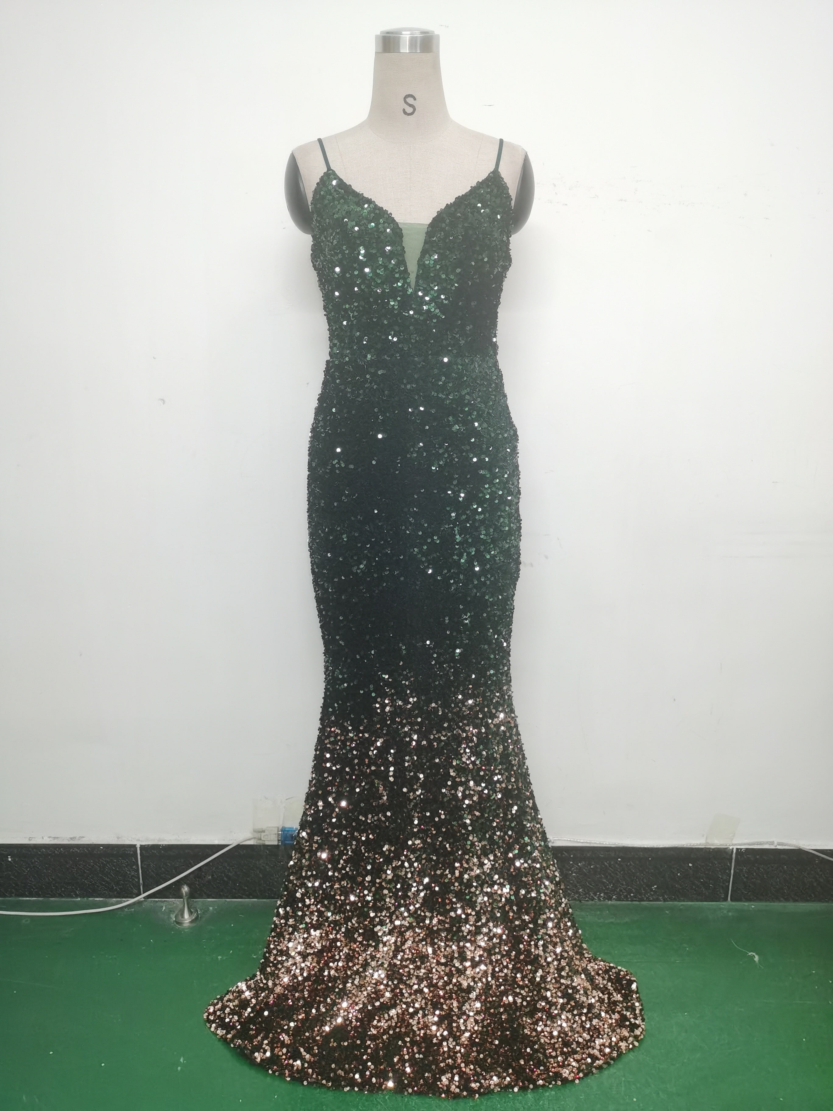 Gradient Sequins Sexy Strap Evening Dress 28