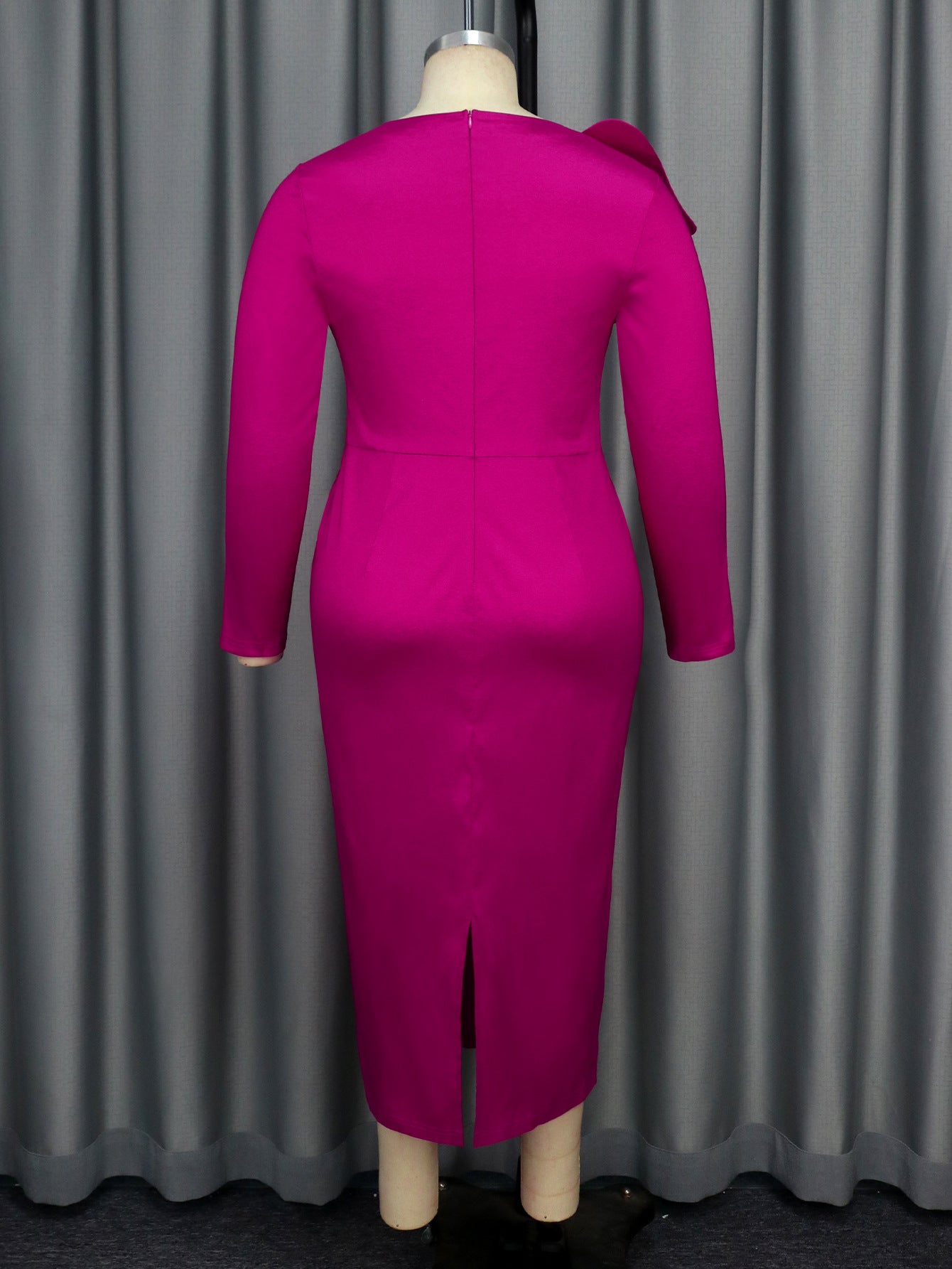 Plus Size Women beaded long-sleeved dress 6