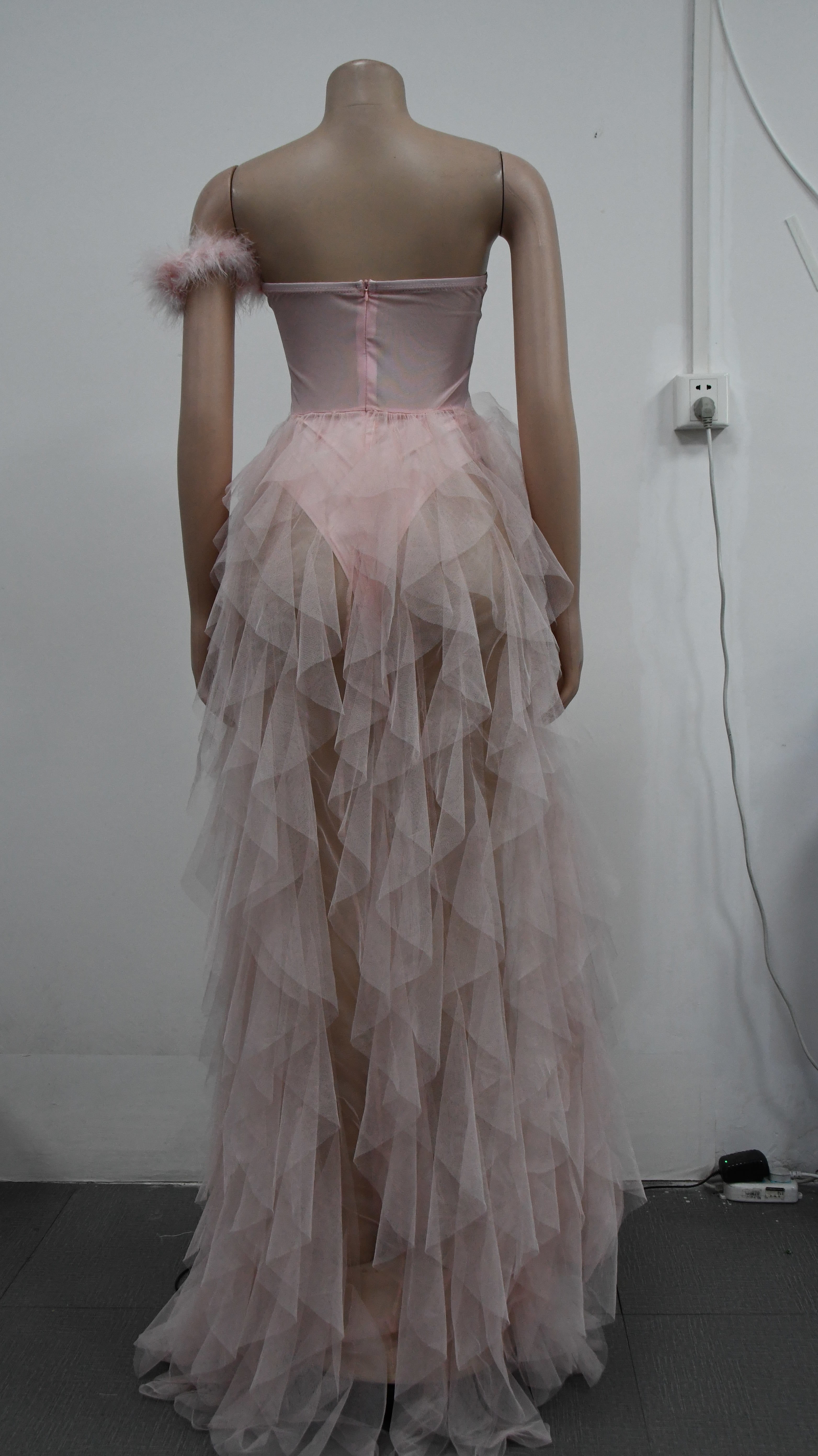 Women'S Fashion Solid Color Sleeveless Wrapped Chest Mesh Maxi Dress 22