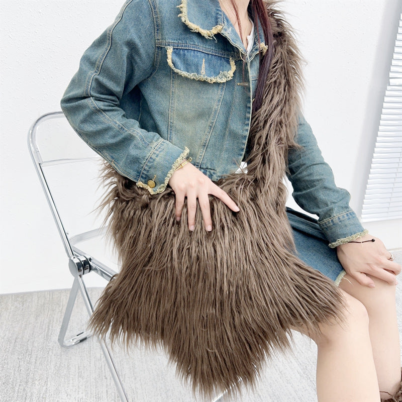 Fashion Girl Furry Messenger Bag 46