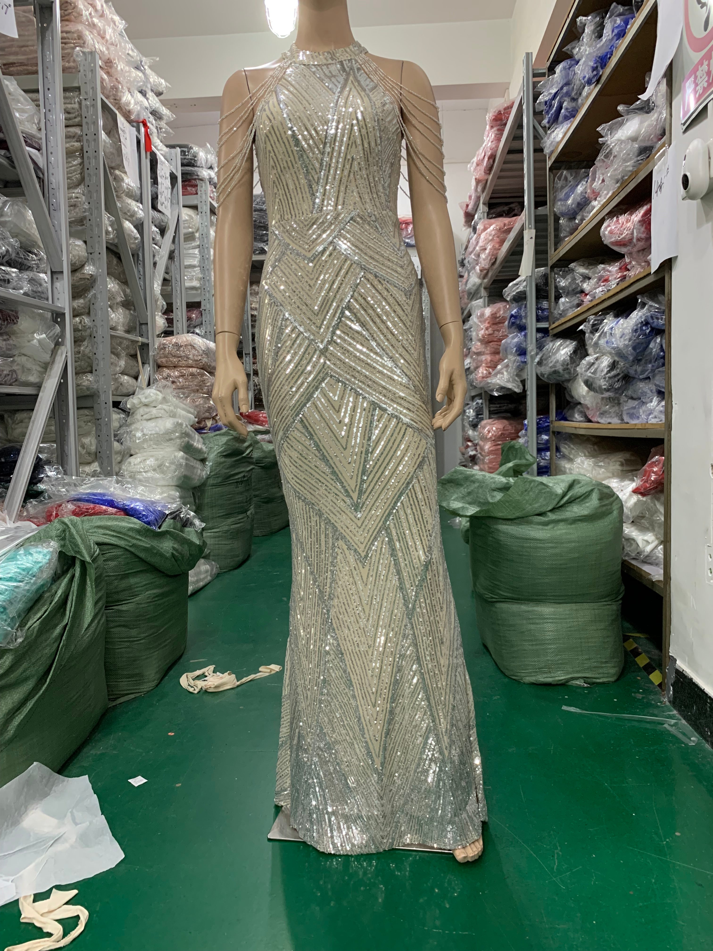 Deep V-Neck Sequined Fishtail Dress Sexy Evening Party Gown 44