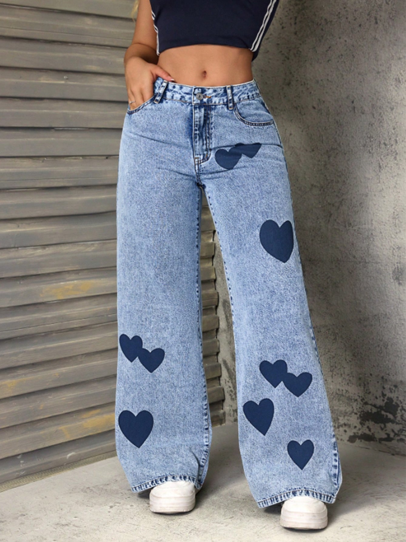 Loose Heart Print Women's Denim Pants 4