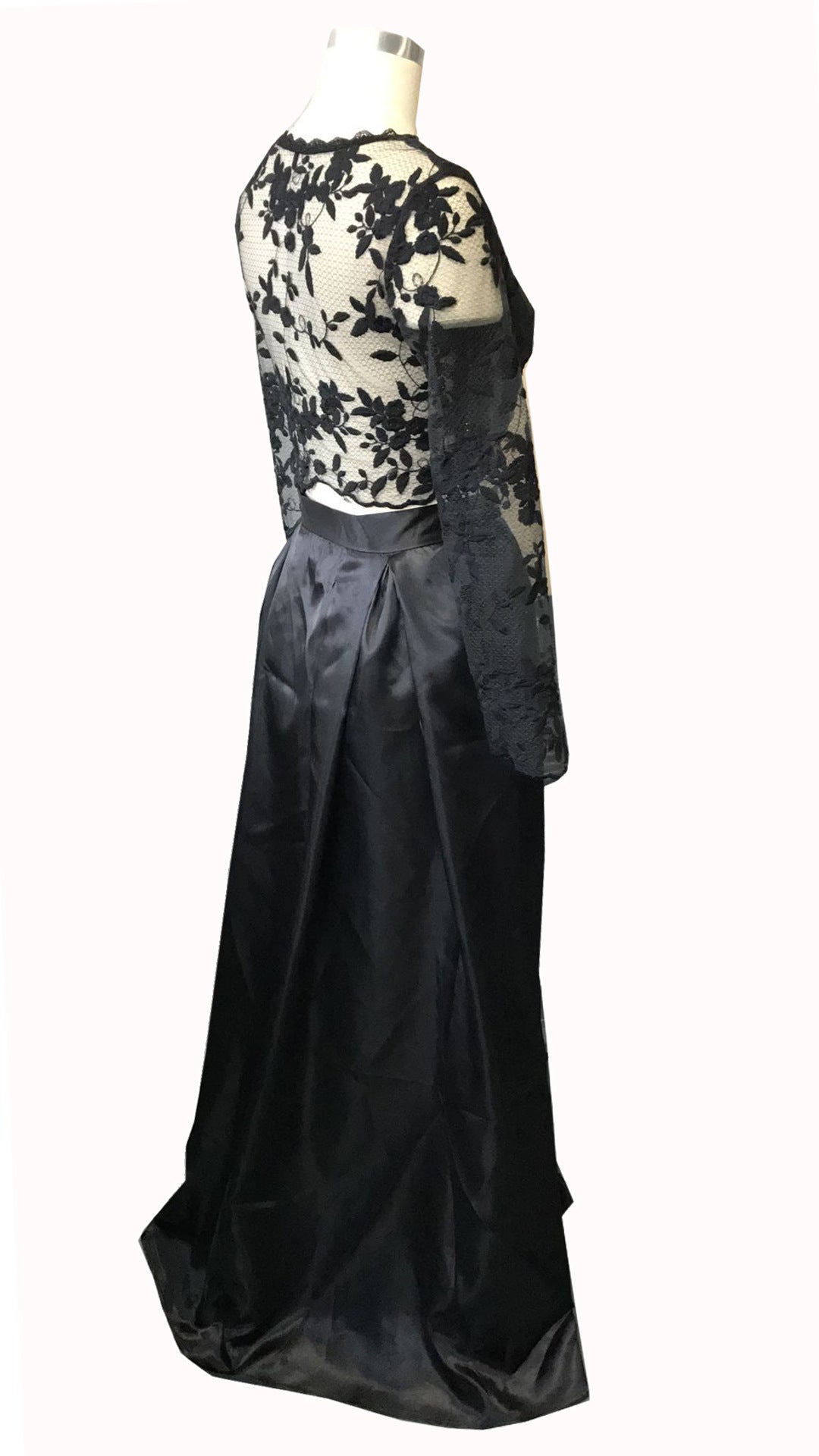 Elegant Black lacemesh Embroidered Long Sleeve Two-Piece Party Skirt Set 4