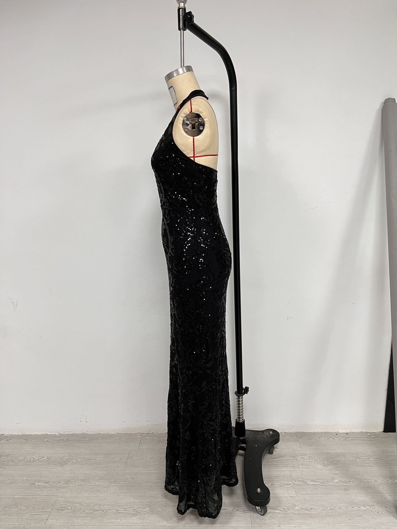 Women's Sexy Halter Neck Sequin Dress Fashion Long Gown 10