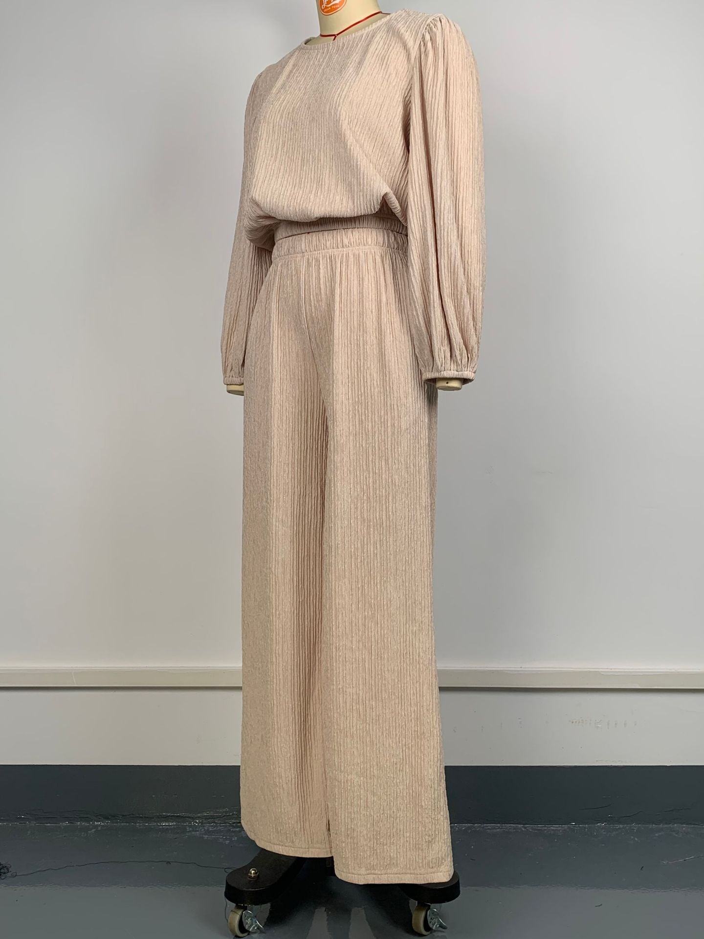 Women loose casual long-sleeved top and pleated pant two-piece set 7