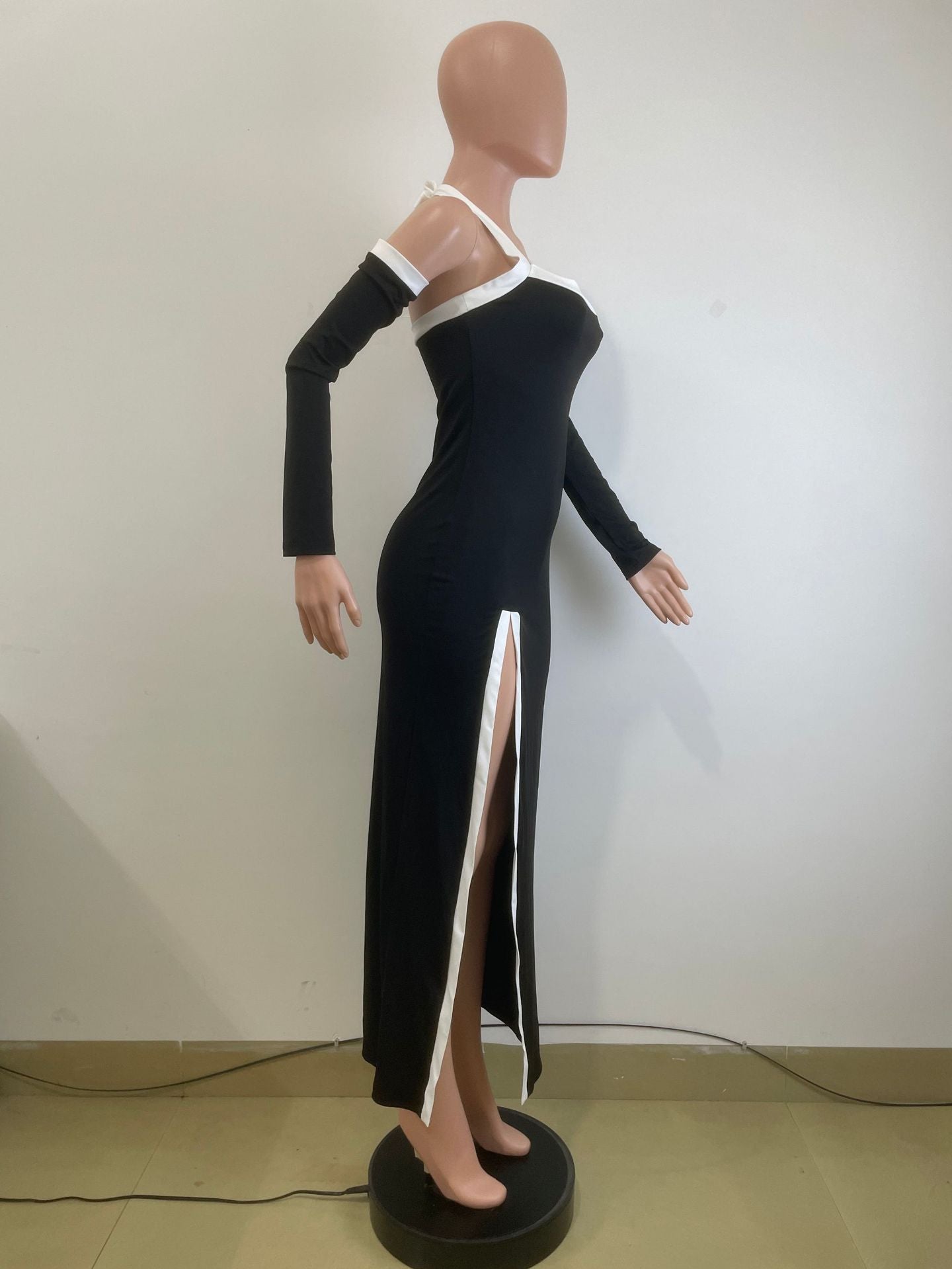 Summer Fashion White Contrast Color High-Slit Halter Neck Dress 9