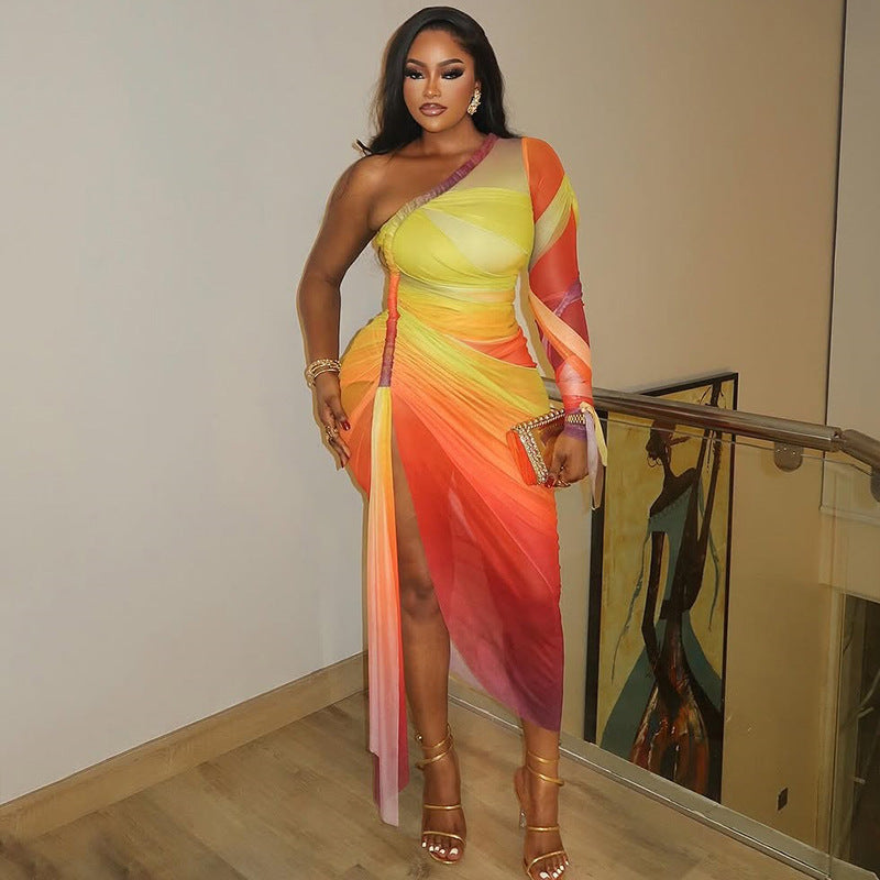 Women's pleated color matching slit slim irregular Slash Shoulder one-shoulder long sleeve fashion dress