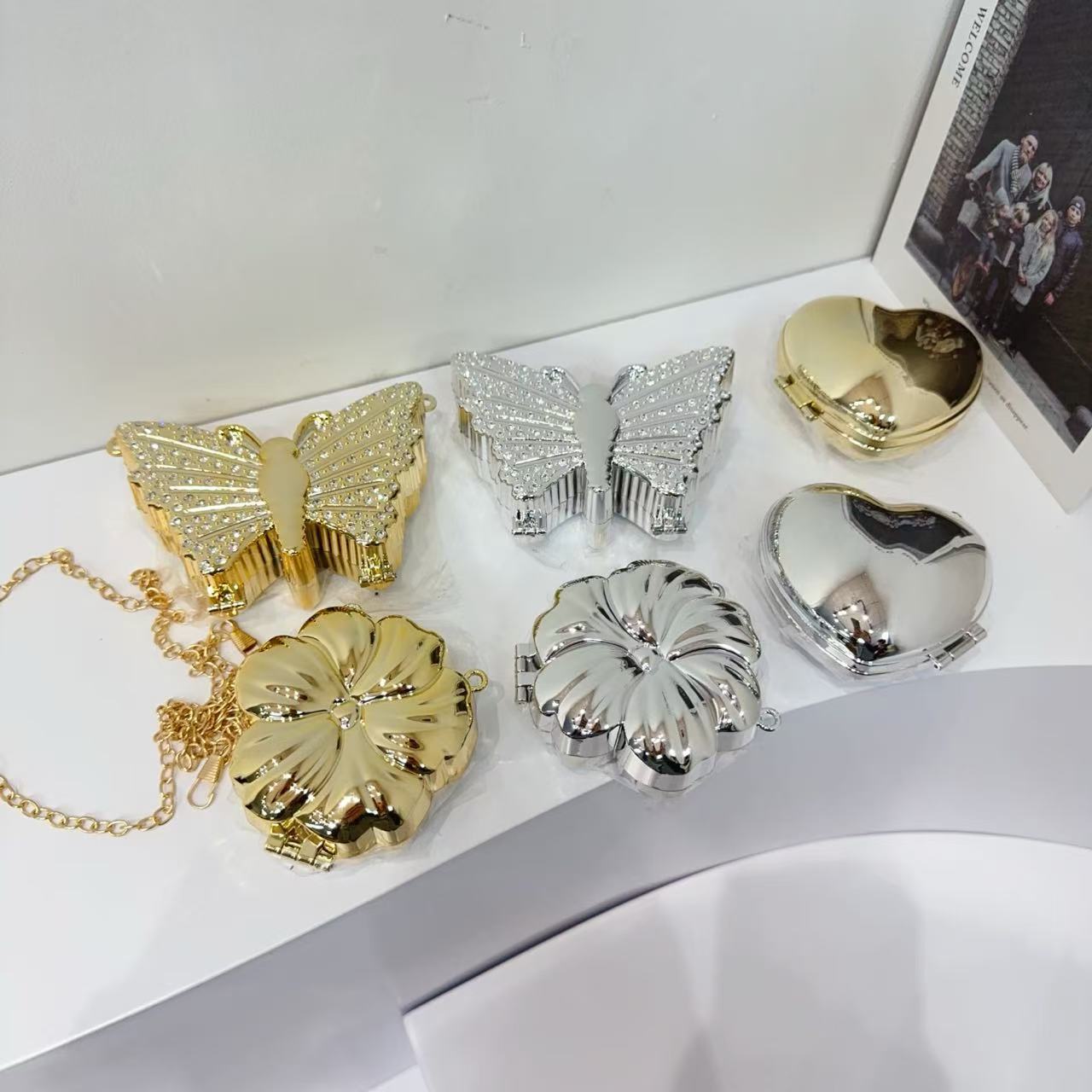 Women Chain Diamond-Encrusted Butterfly Mini Shoulder Bag 10