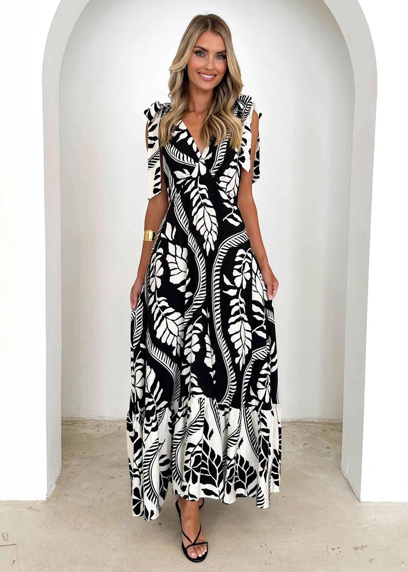 Summer Lace-up Women's V-neck Sleeveless Print Long Dress 11