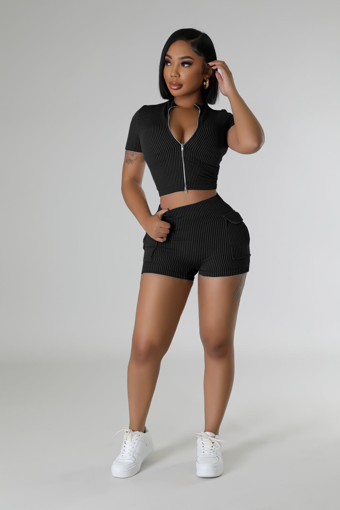 Female Fashion Two-Way Zipper Casual Solid Color Short Sleeve Two Piece Shorts Set