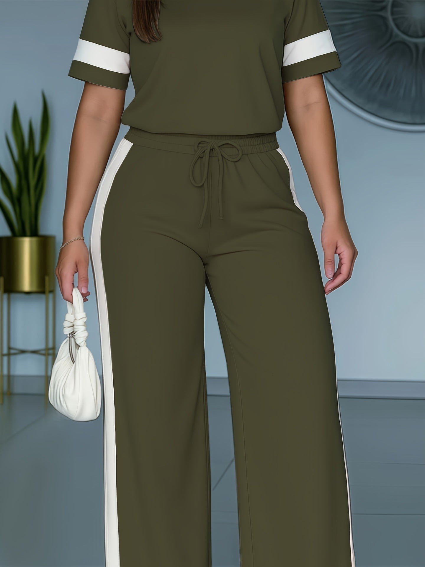 Casual Sporty Women's Fashion Short Sleeve Two Piece Pants Set 8