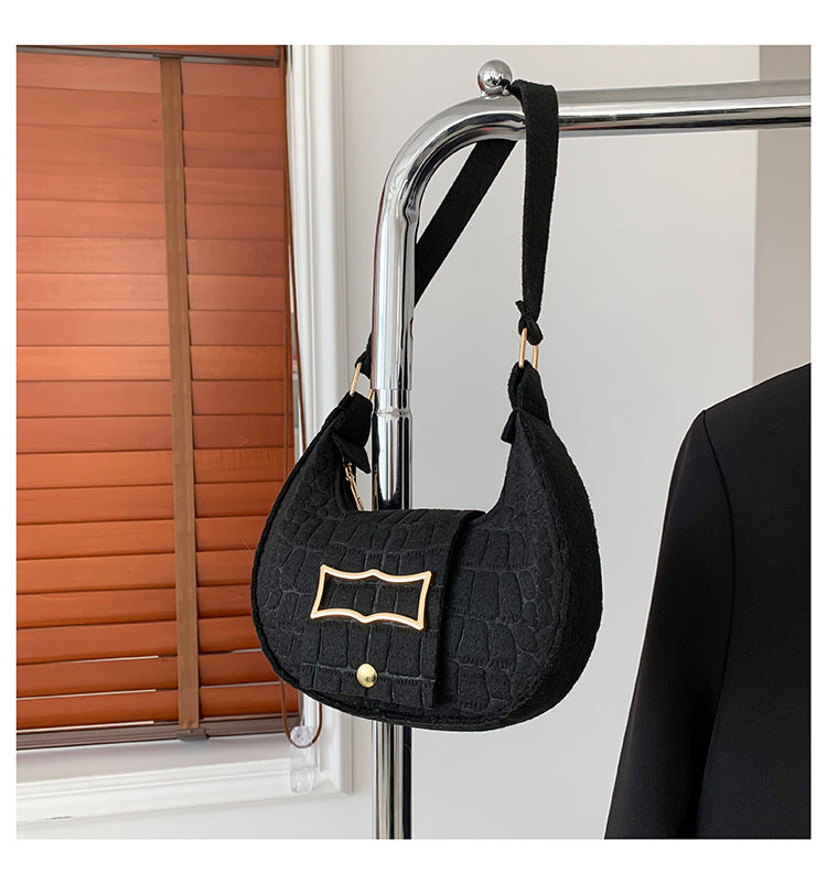 Women Trendy Saddle Bag Felt Bag 26