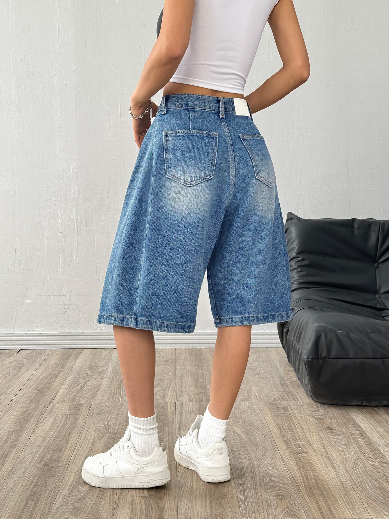 Loose Wide Leg Denim Mid-Length Shorts 4