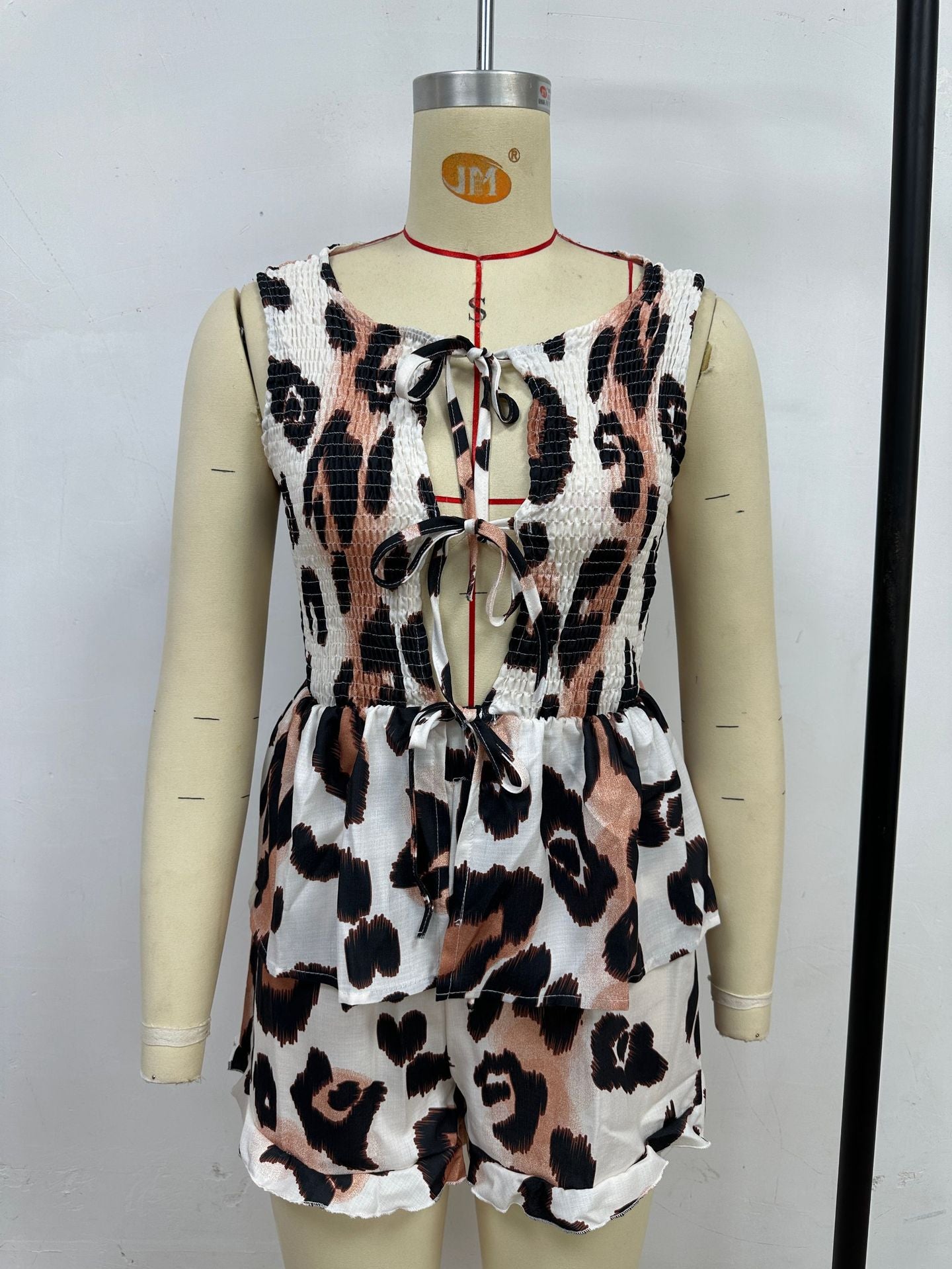 Women Sleeveless Tie Top and Shorts Two Piece Set 9