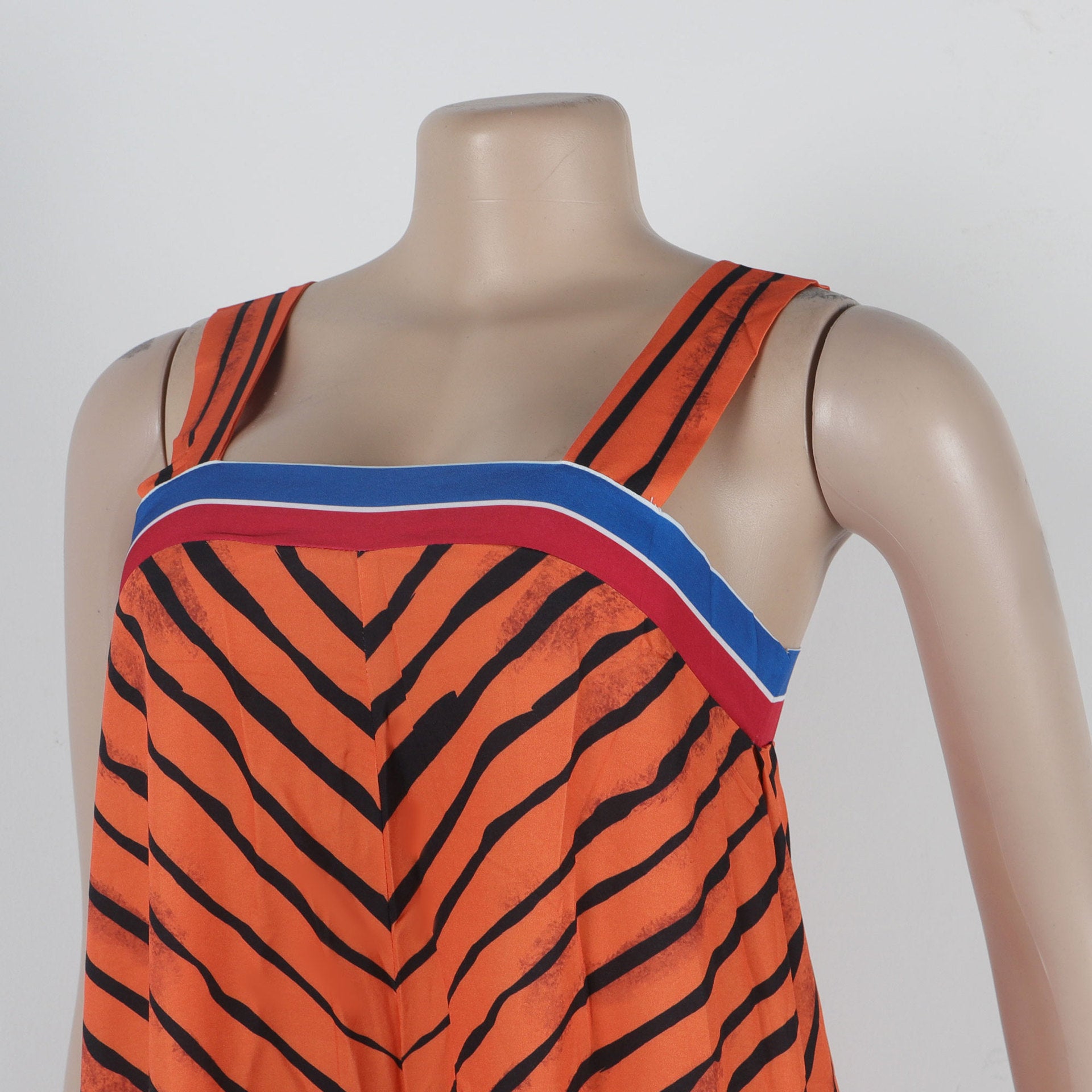 Sexy Print Contrast Color Oversized Wide Leg Strap Jumpsuit 10