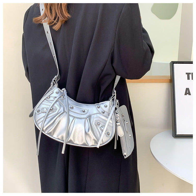 Diagonal pleated single shoulder women's retro rivet bag 49