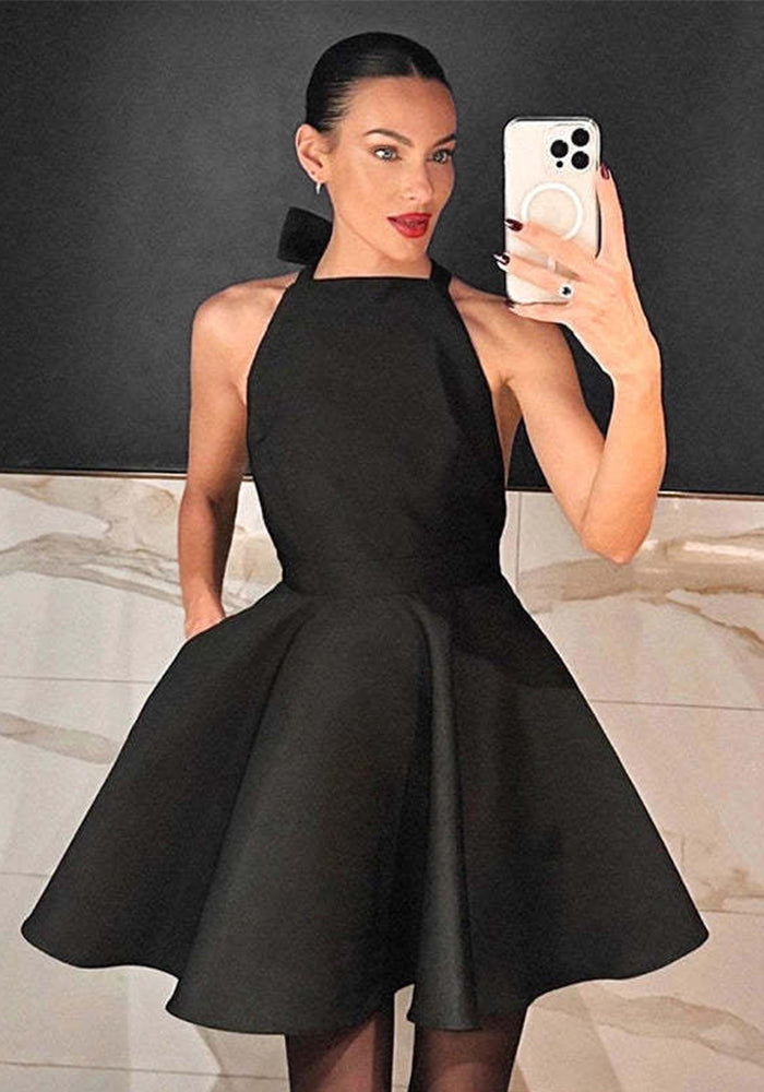 Spring/Summer Halter Neck Lace-Up Bow Low Back Sexy Slim Waist Black Dress