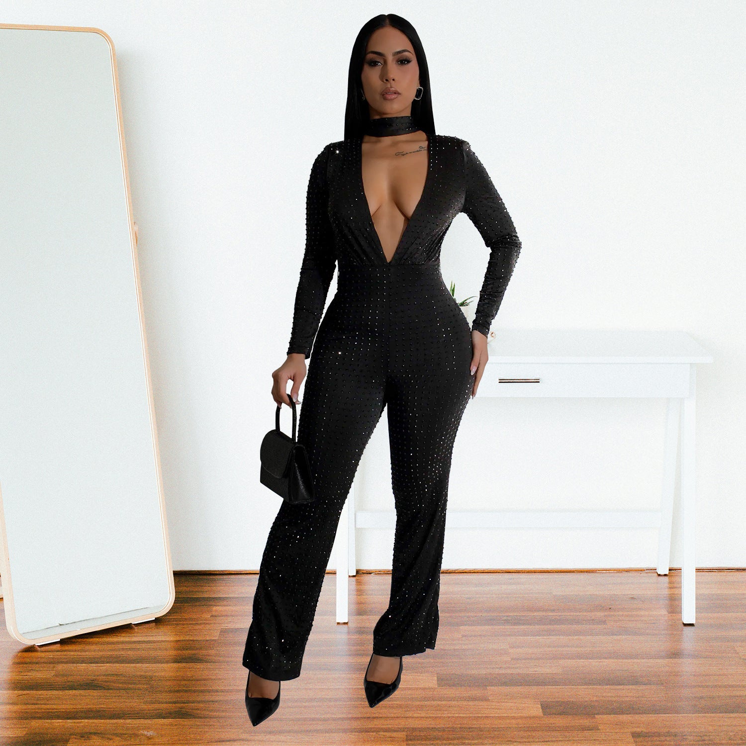 Women Sexy V-neck Long Sleeve Beaded Jumpsuit