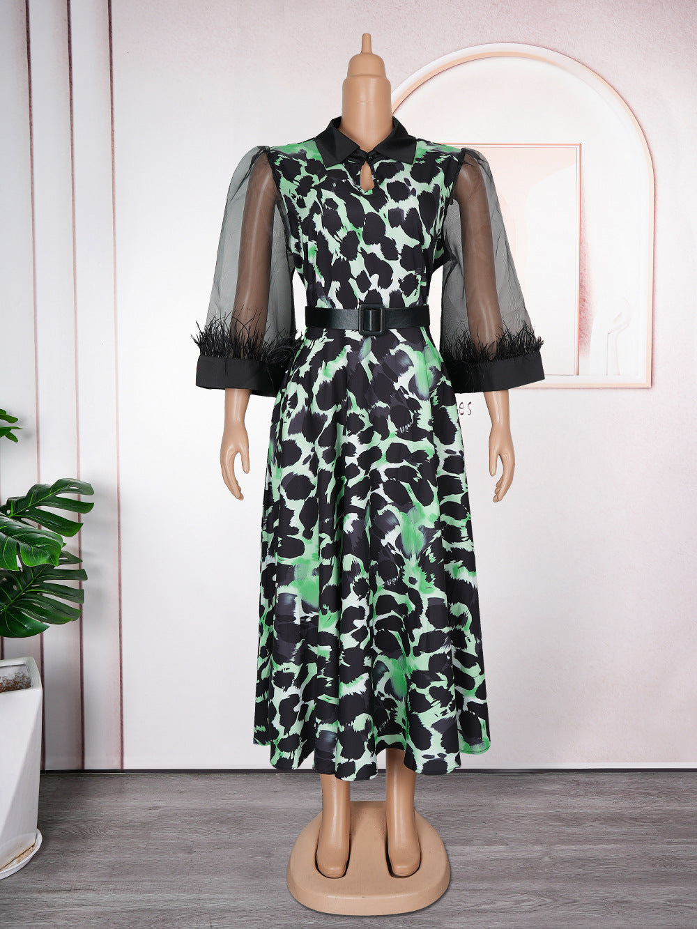 Plus Size African Women Three-quarter Sleeve Black Feather Turndown Collar Print Dress 9