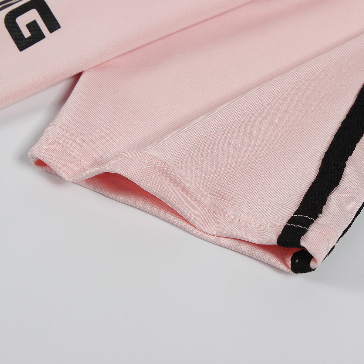 Women Spring Sexy Printed Short-sleeved V-neck Top And Lace-up Shorts Two Piece Set 14