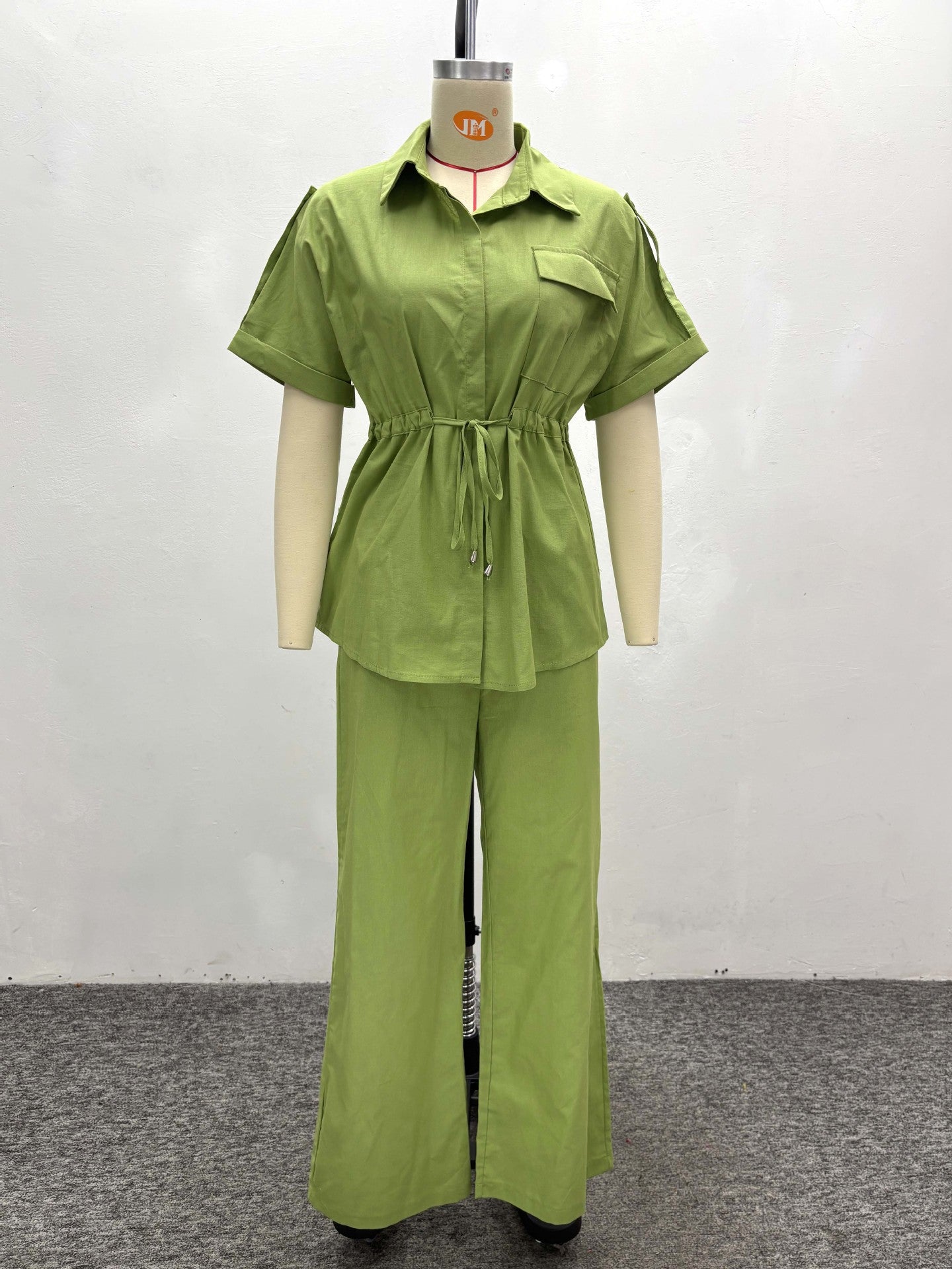 Plus Size Women Casual African Solid Turndown Collar Top and Trousers Two-piece Set 7