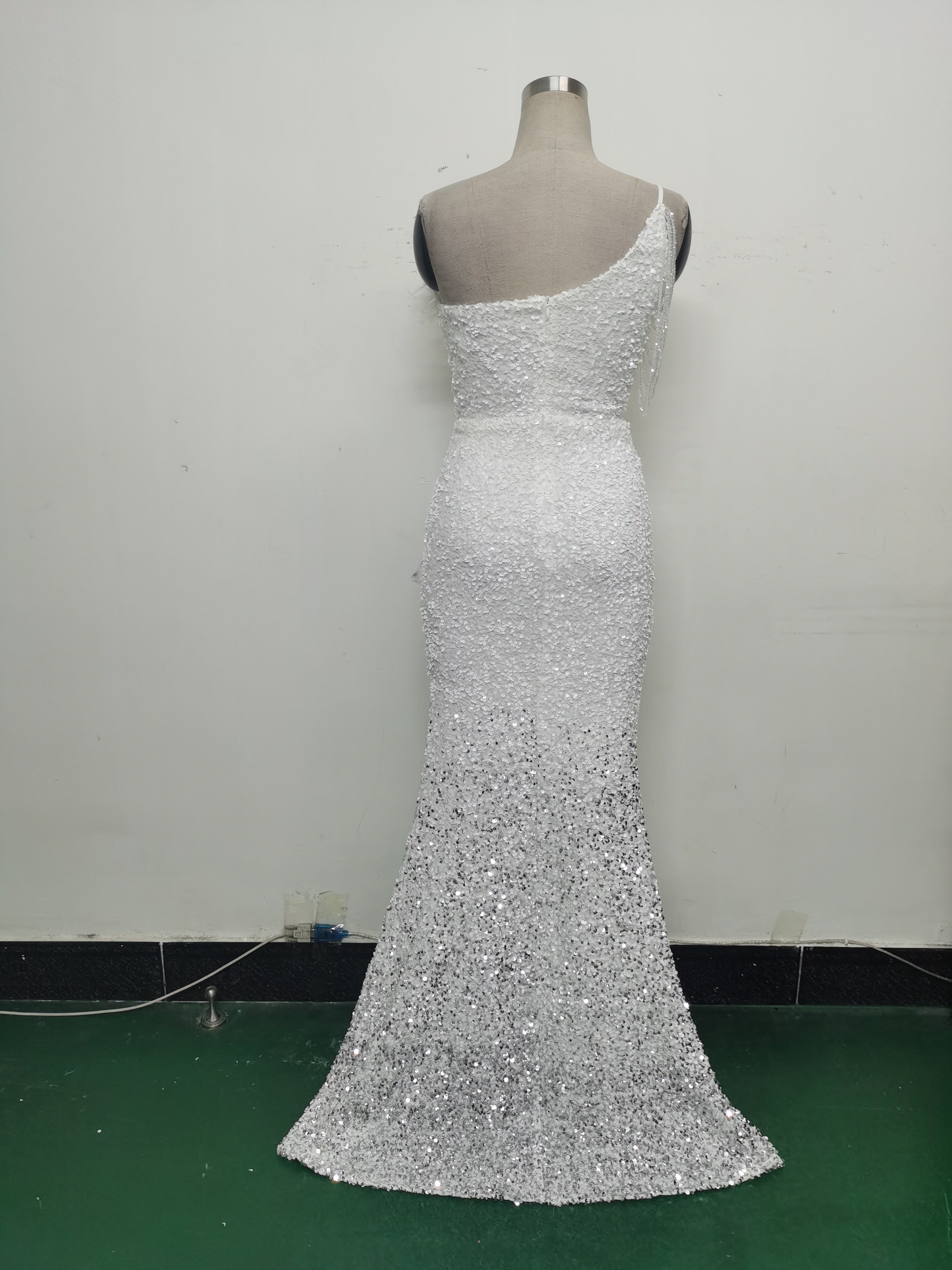 Women Ostrich Feather Beaded Sequin One Shoulder Slash Shoulder Slit Evening Dress 32