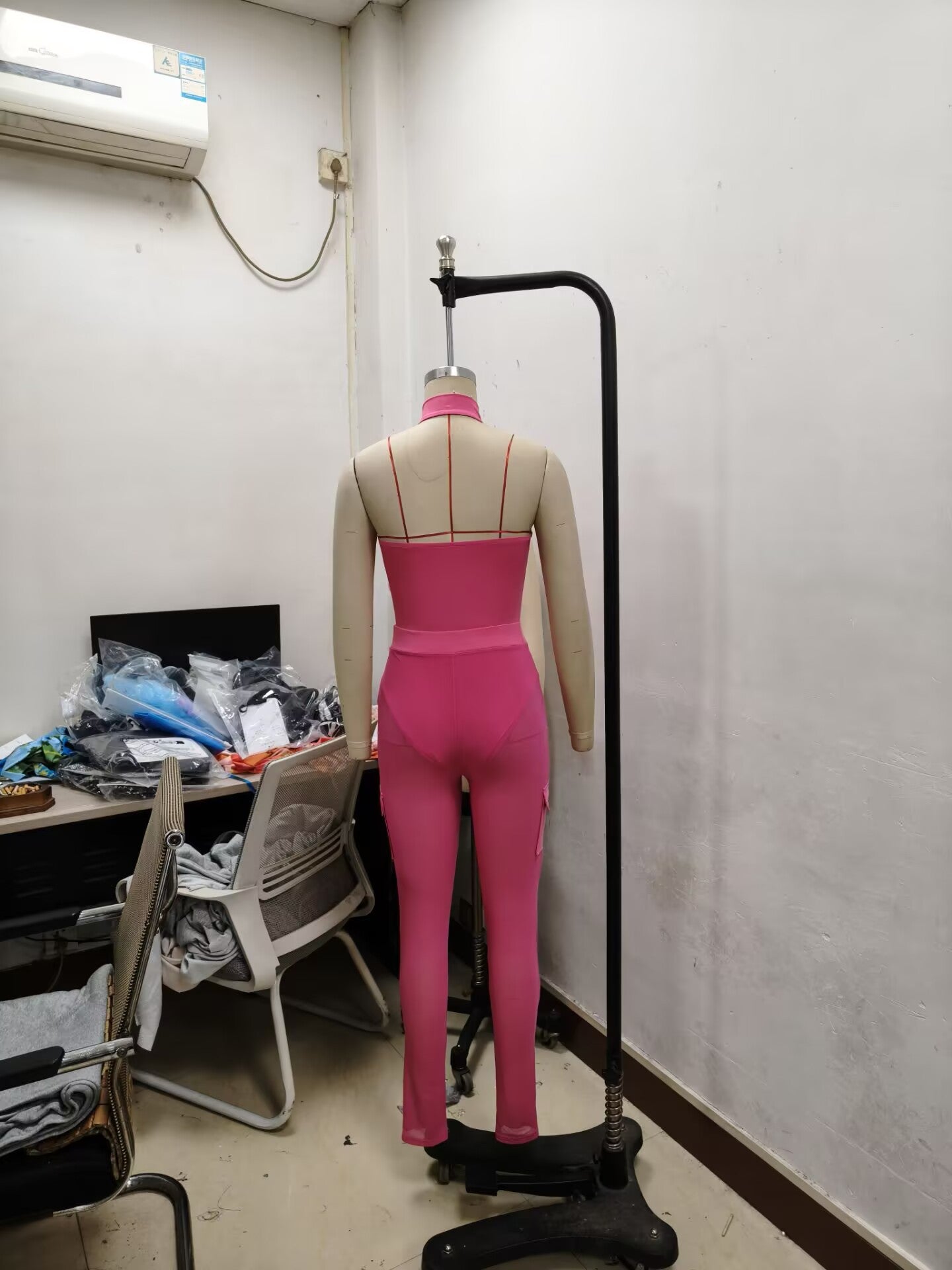 Summer Deep V-Neck Sleeveless Tight-Fitting Bodysuit Pocket Mesh Pants Set 13