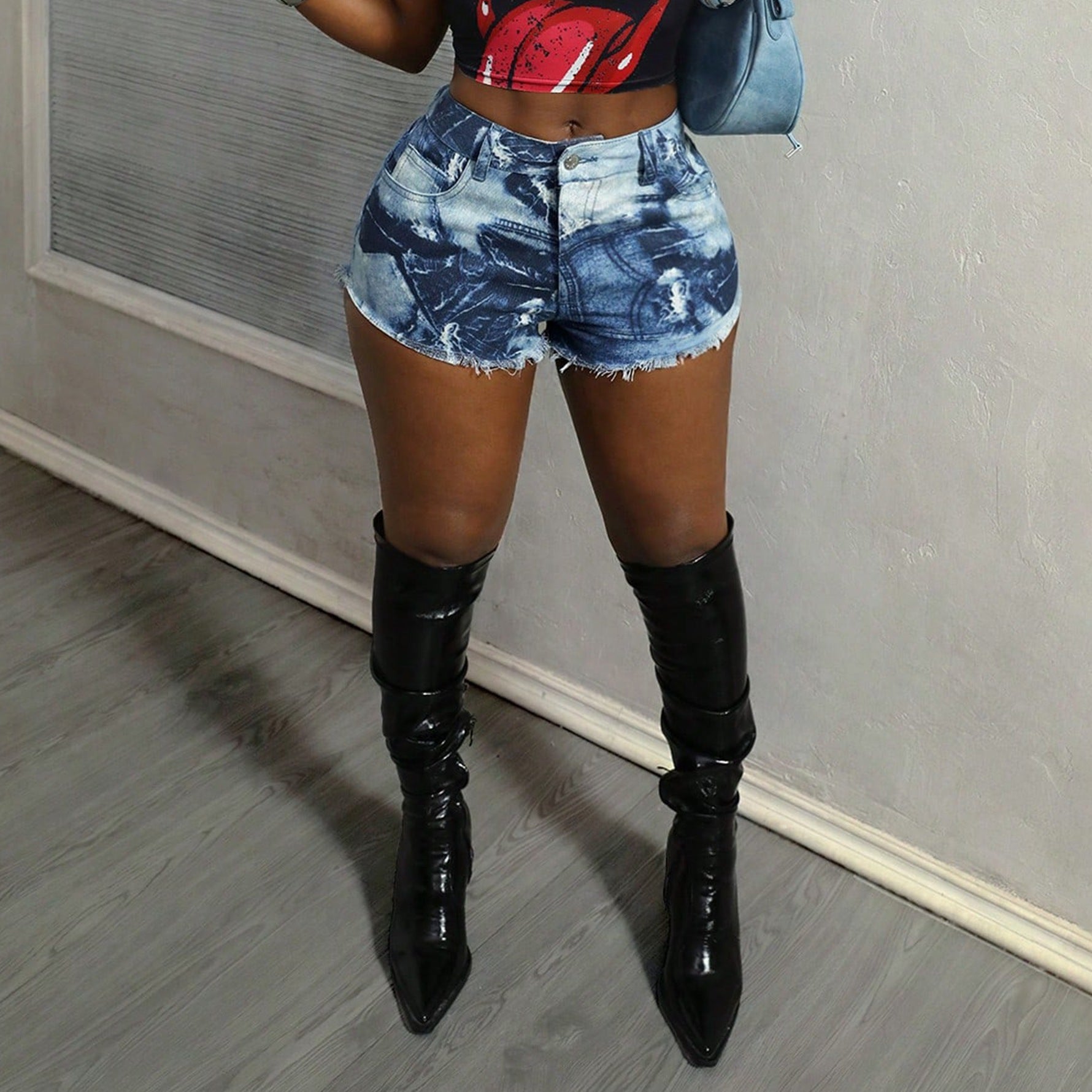 Women's Sexy Tight Fitting Printed Denim Shorts 3