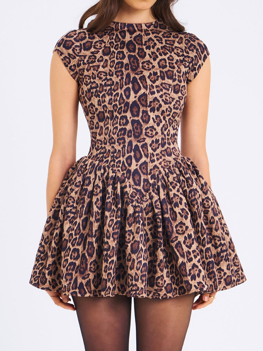 Autumn And Winter Women's Sexy Low Back Round Neck Slim Fit Leopard Pleated Dress