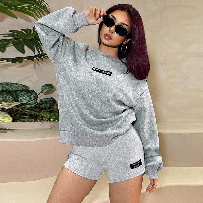 Women Summer Solid Long Sleeve Round Neck Top and Shorts Two Piece Set 4