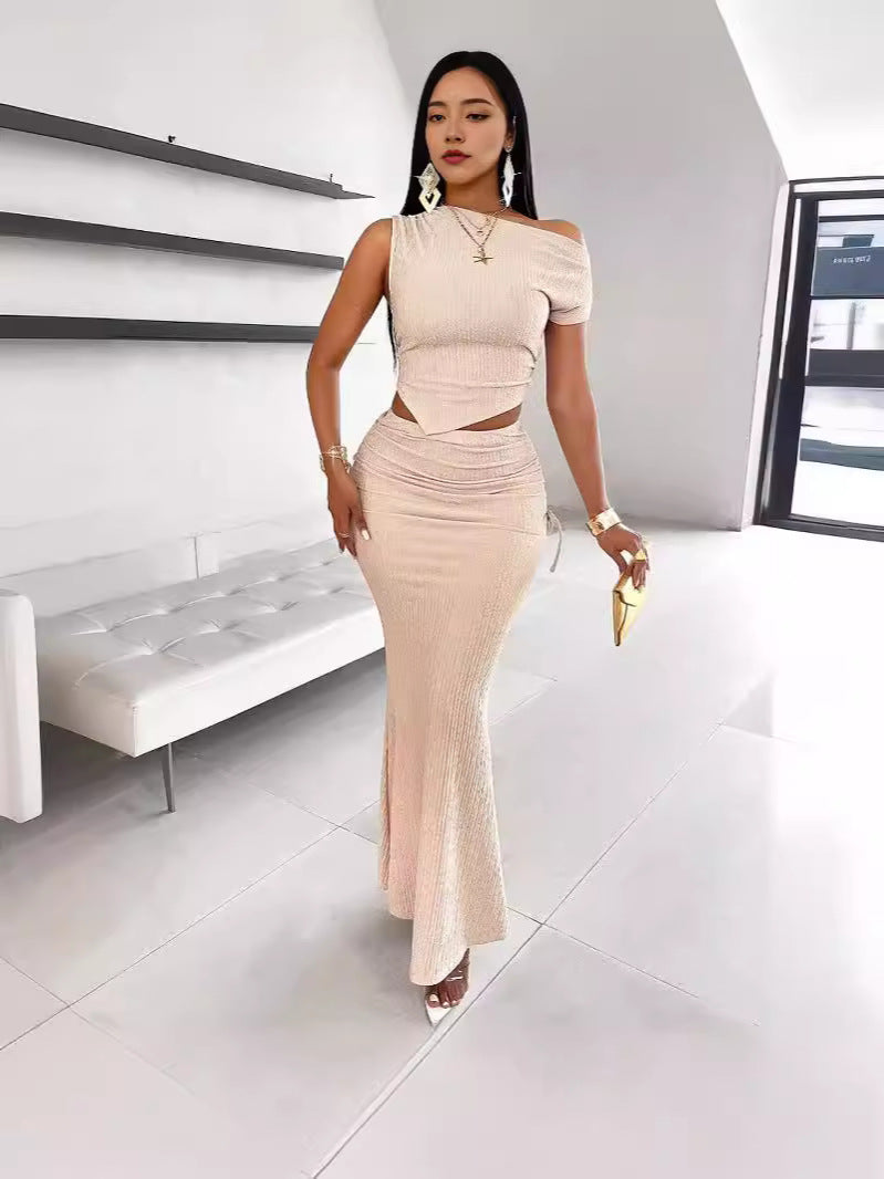 Elegant And Sexy Chic Solid Color Slash Shoulder Top  Pleated Fishtail Skirt Two Piece Set 7