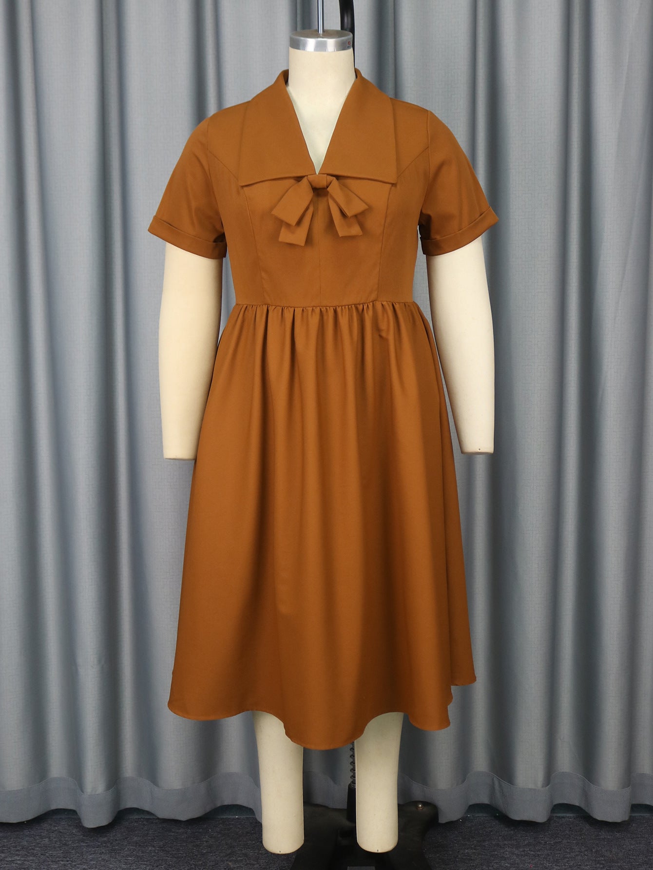 Plus Size Turned-Down Collar Lace-Up Bow Decoration A-Line Dress 6