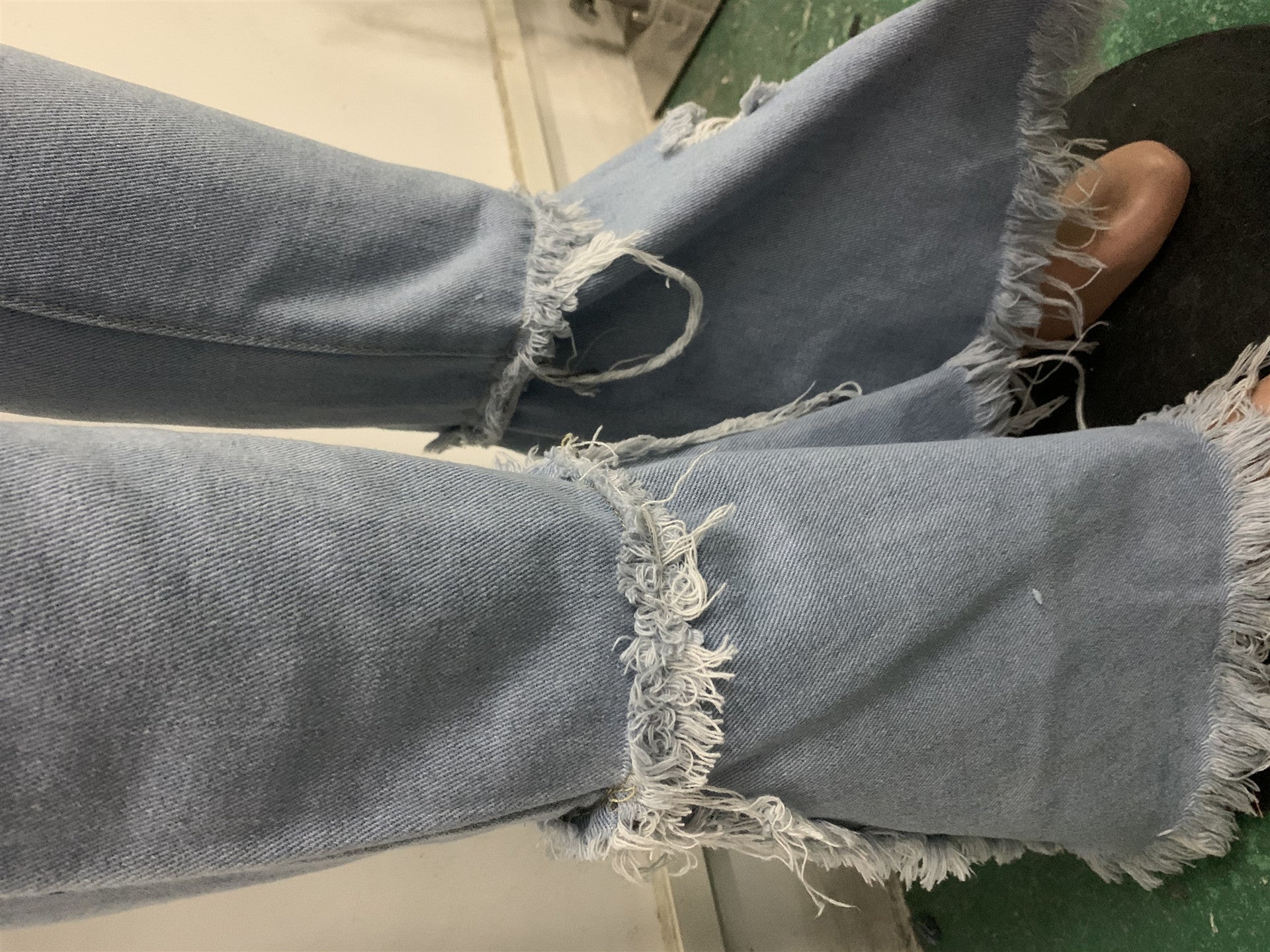 Women's Fringed Ripped Classic Denim Ruffle Trouser 42