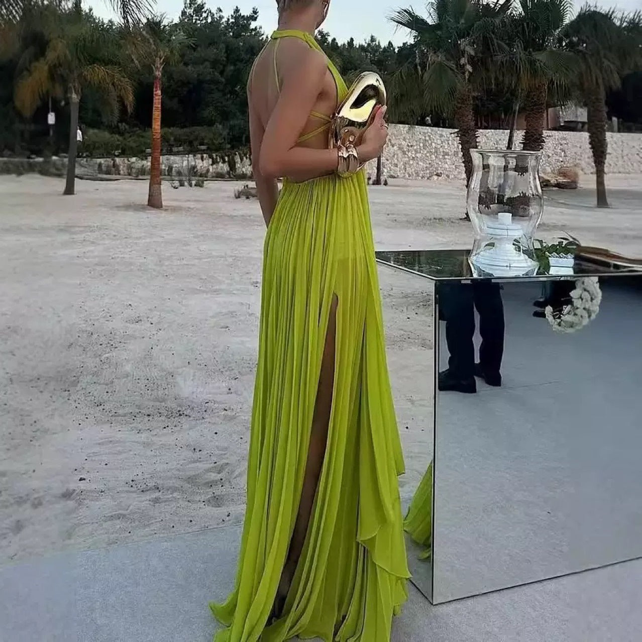 Women's Solid Round Neck Sexy Low Back pleated Beach Holidays Two Piece Skirt Set 3