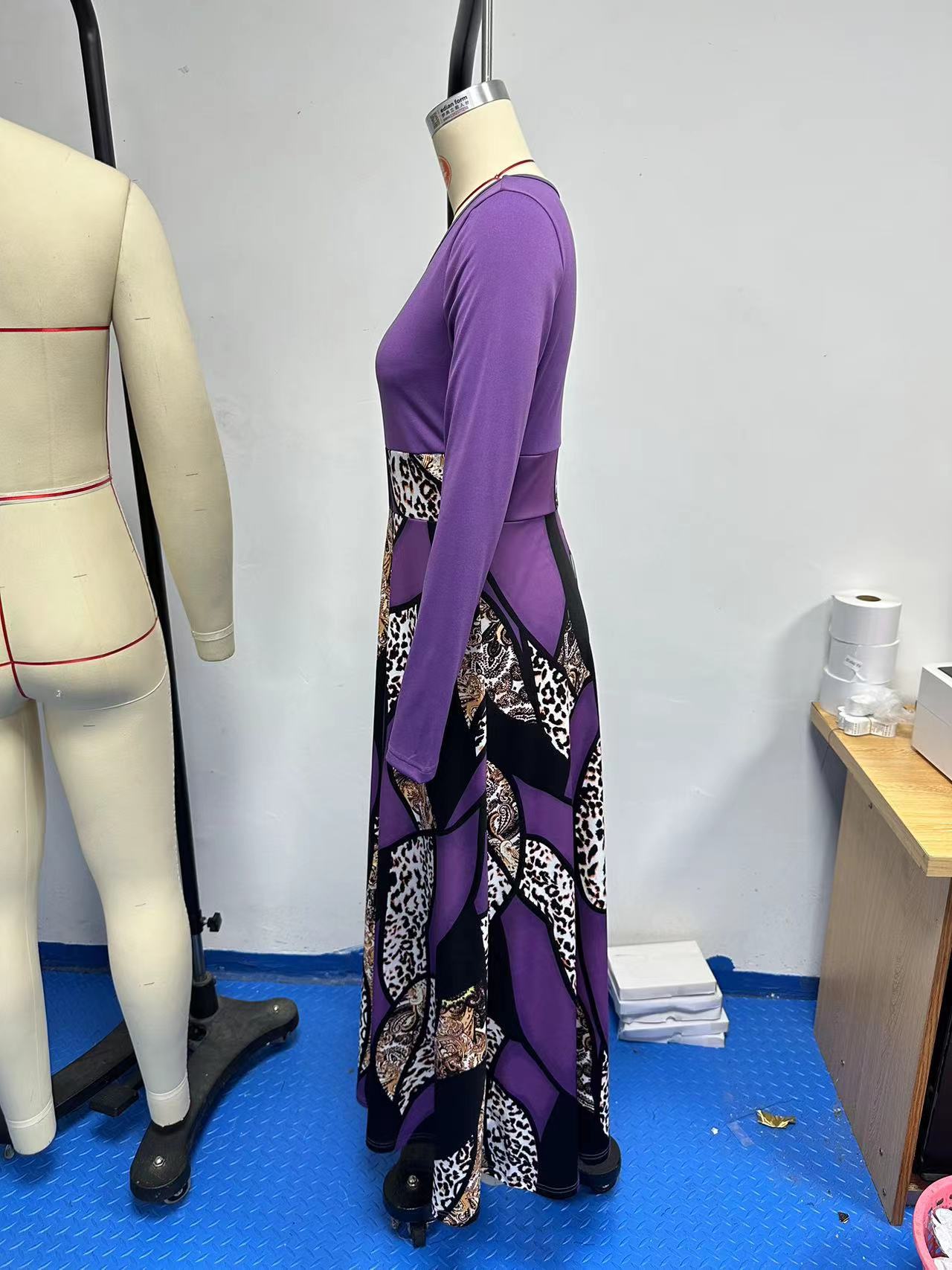 Casual Printed Deep V Half-Sleeve Long Dress 15